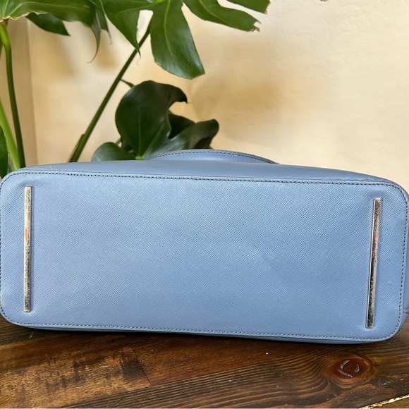 Tory Burch Robinson Double Zip Tote Crossbody Blue Saffiano Leather $495 - Picture 9 of 17